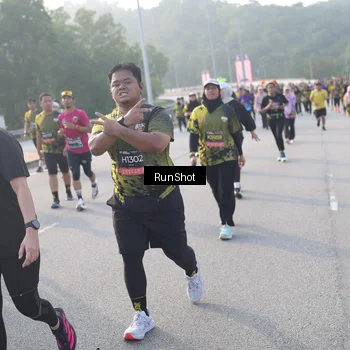 Runner Photo 6850860