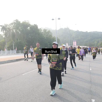 Runner Photo 6850900