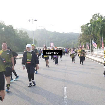 Runner Photo 6850949