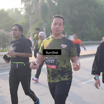 Runner Photo 6850977
