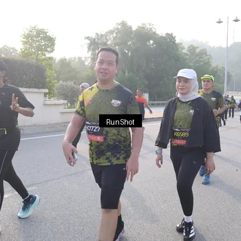 Runner Photo 6850999
