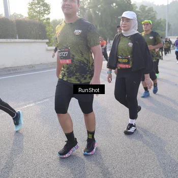 Runner Photo 6851013