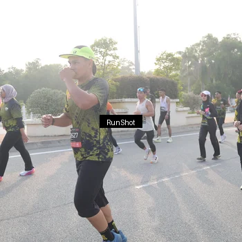 Runner Photo 6851056