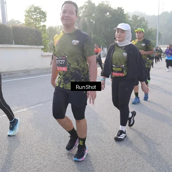 Runner Photo 6851138
