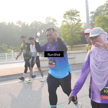 Runner Photo 6851210
