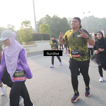 Runner Photo 6851235