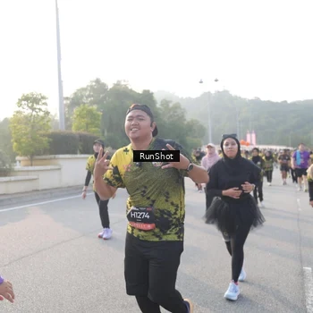 Runner Photo 6851247