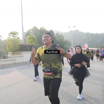 Runner Photo 6851248