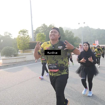 Runner Photo 6851308
