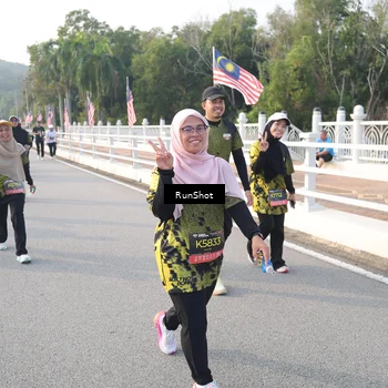 Runner Photo 6851312