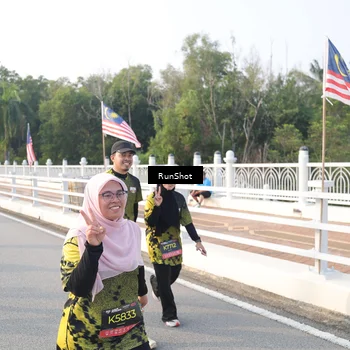 Runner Photo 6851321