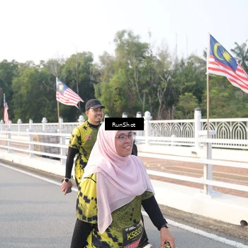 Runner Photo 6851350