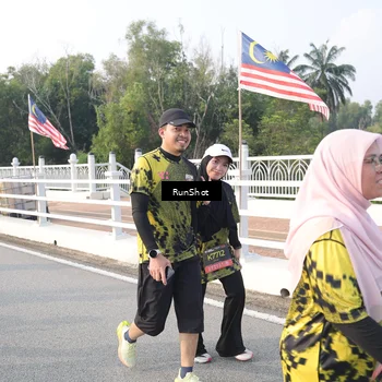 Runner Photo 6851355