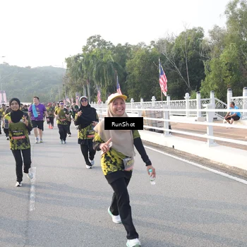 Runner Photo 6851366