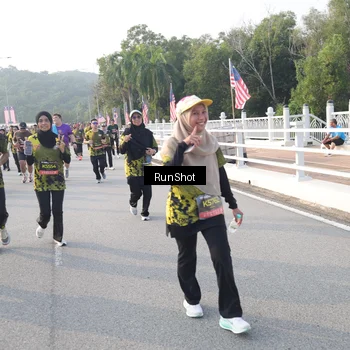 Runner Photo 6851416