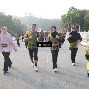 Runner Photo 6851426