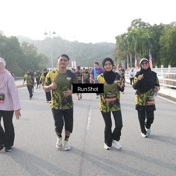 Runner Photo 6851453