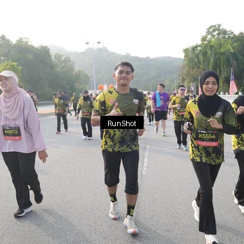 Runner Photo 6851477