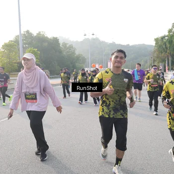 Runner Photo 6851486