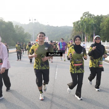 Runner Photo 6851489