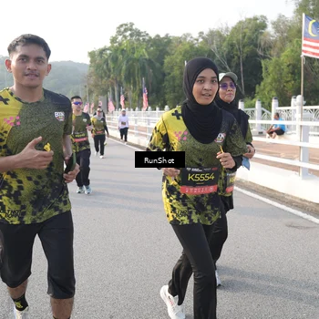 Runner Photo 6851519