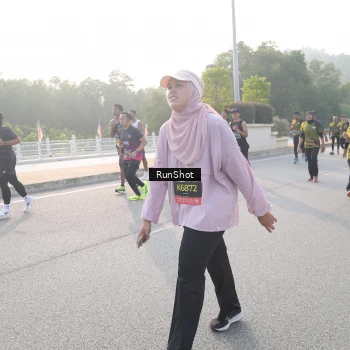 Runner Photo 6851535