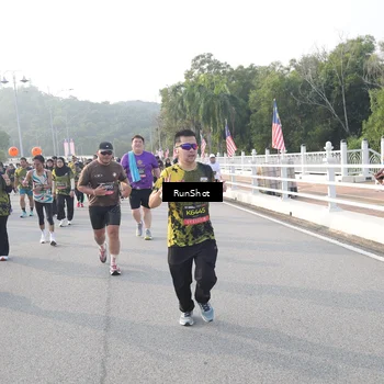 Runner Photo 6851556