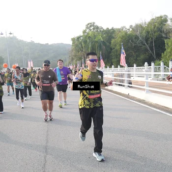 Runner Photo 6851579