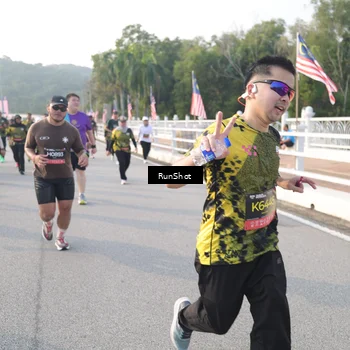 Runner Photo 6851595