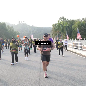 Runner Photo 6851602