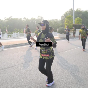 Runner Photo 6851643
