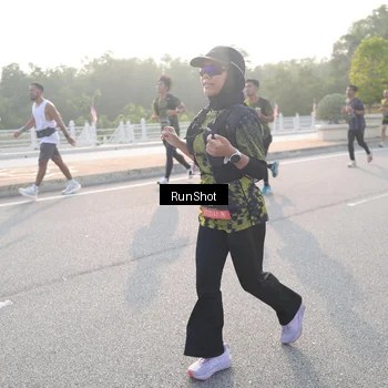 Runner Photo 6851646