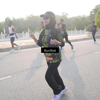 Runner Photo 6851657