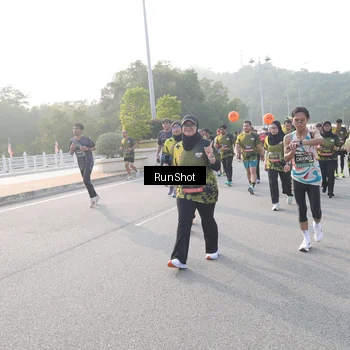 Runner Photo 6851688