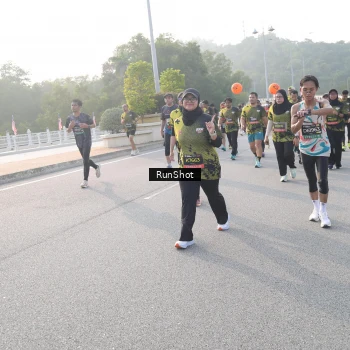 Runner Photo 6851705