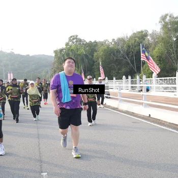 Runner Photo 6851733