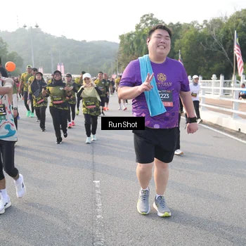 Runner Photo 6851782