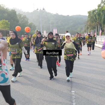 Runner Photo 6851824