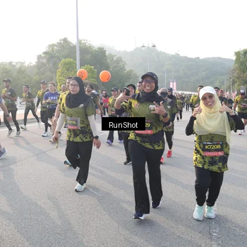 Runner Photo 6851852