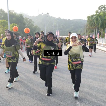 Runner Photo 6851853