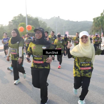 Runner Photo 6851886
