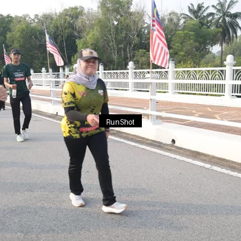 Runner Photo 6851909