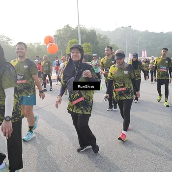 Runner Photo 6851939