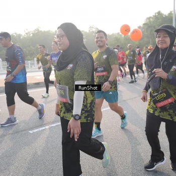 Runner Photo 6851978