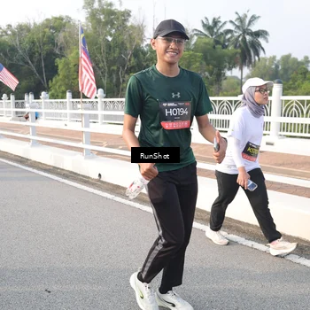 Runner Photo 6852023