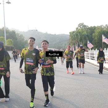 Runner Photo 6852034