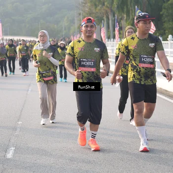 Runner Photo 6852115