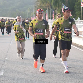 Runner Photo 6852116