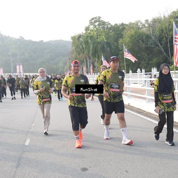 Runner Photo 6852126