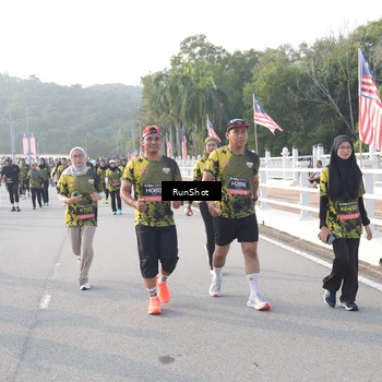 Runner Photo 6852133